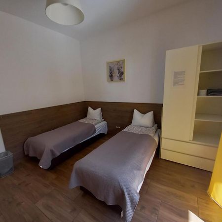 Geodezyjna'70 Cozy Rooms P1 Varşova Dış mekan fotoğraf