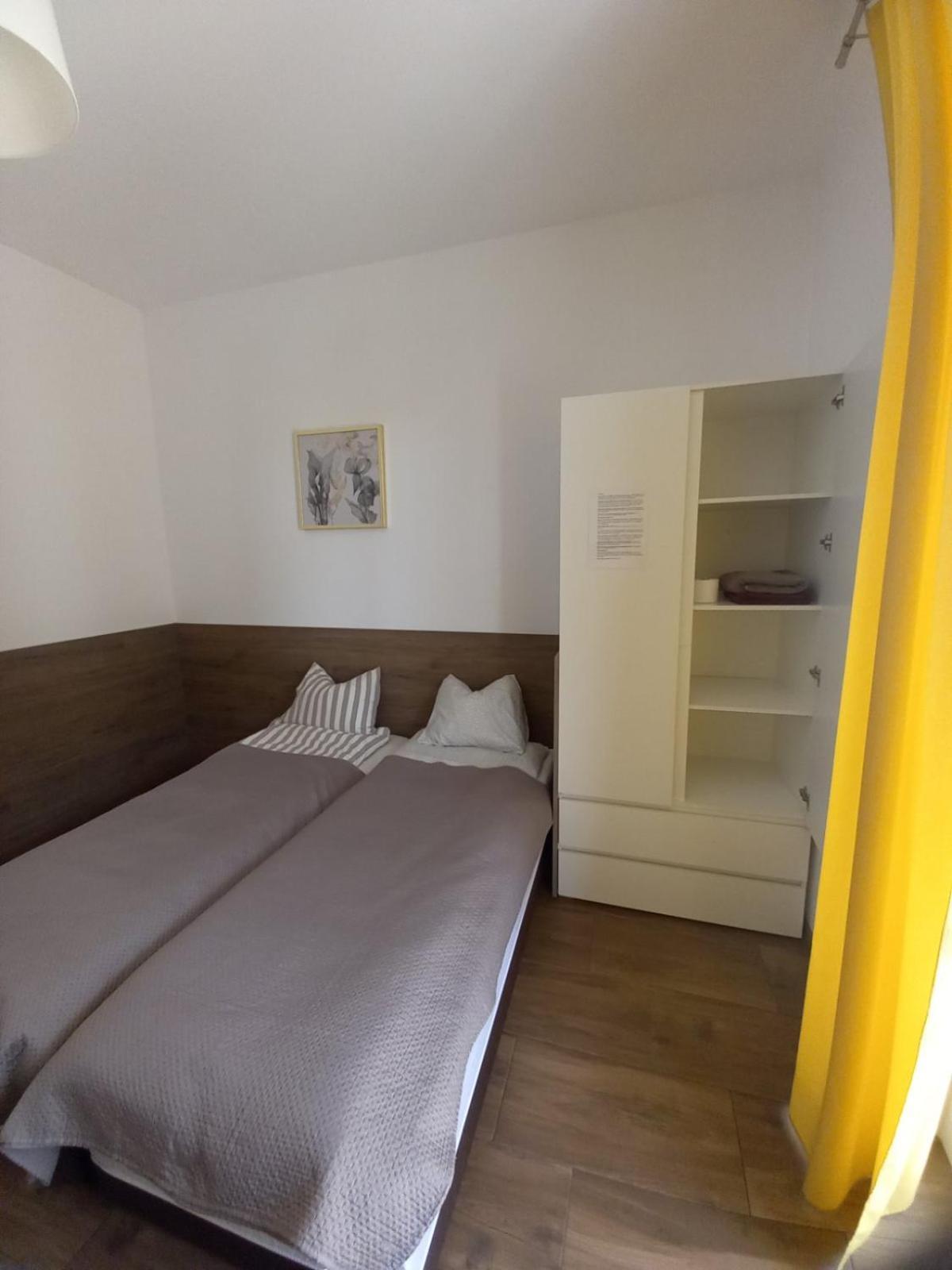 Geodezyjna'70 Cozy Rooms P1 Varşova Dış mekan fotoğraf
